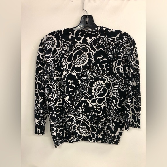 JONES NEW YORK IMPORTED ÉGYPTIEN COTTON WHITE AND BLACK CARDIGAN IN SIZE MEDIUM - Picture 5 of 7